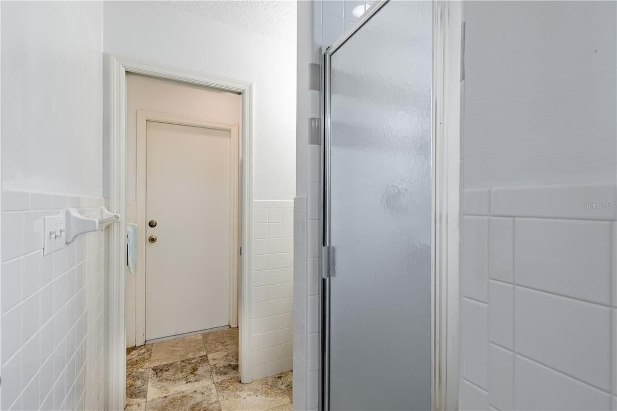 32834 LAKESHORE DRIVE — photo 82 of 86