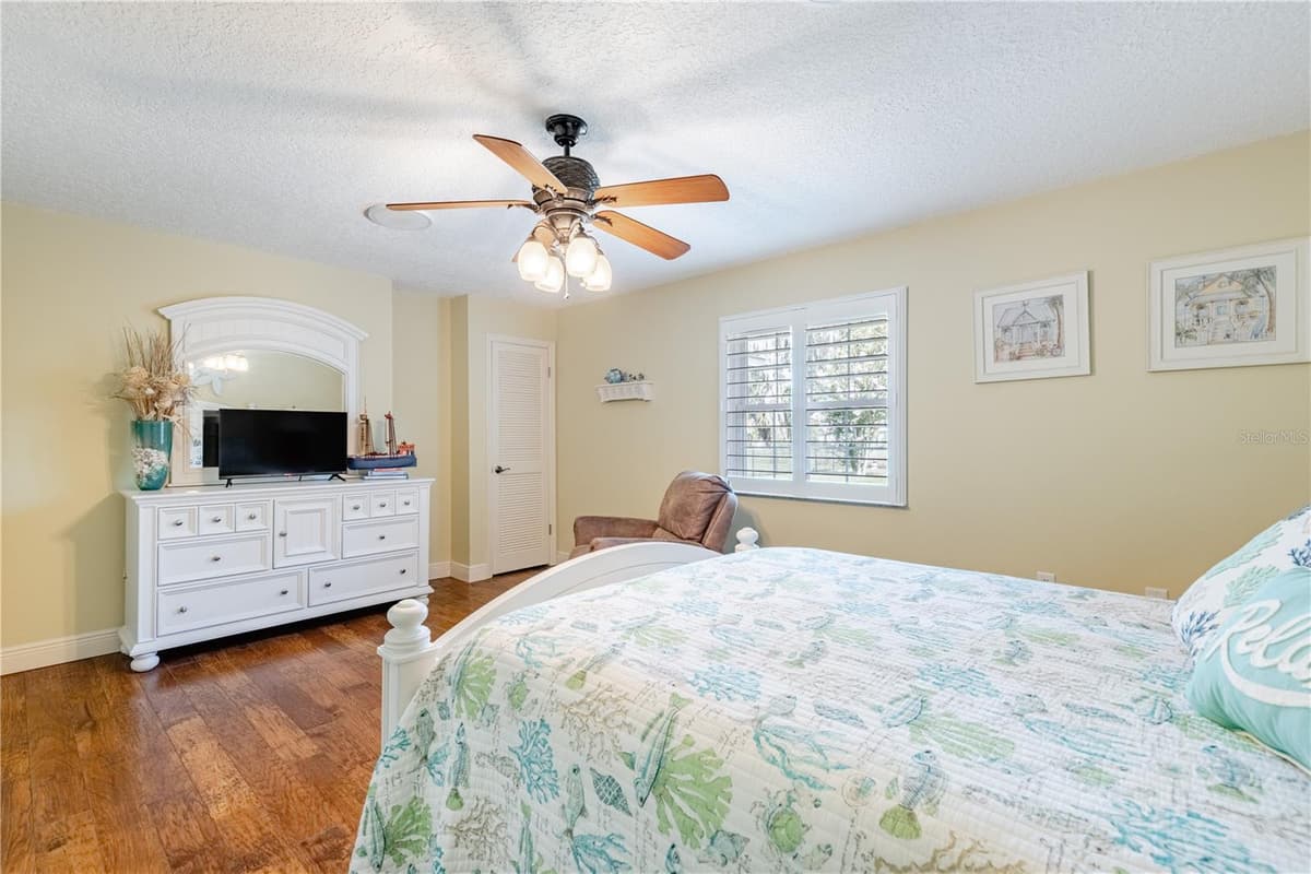 32834 LAKESHORE DRIVE — photo 73 of 86