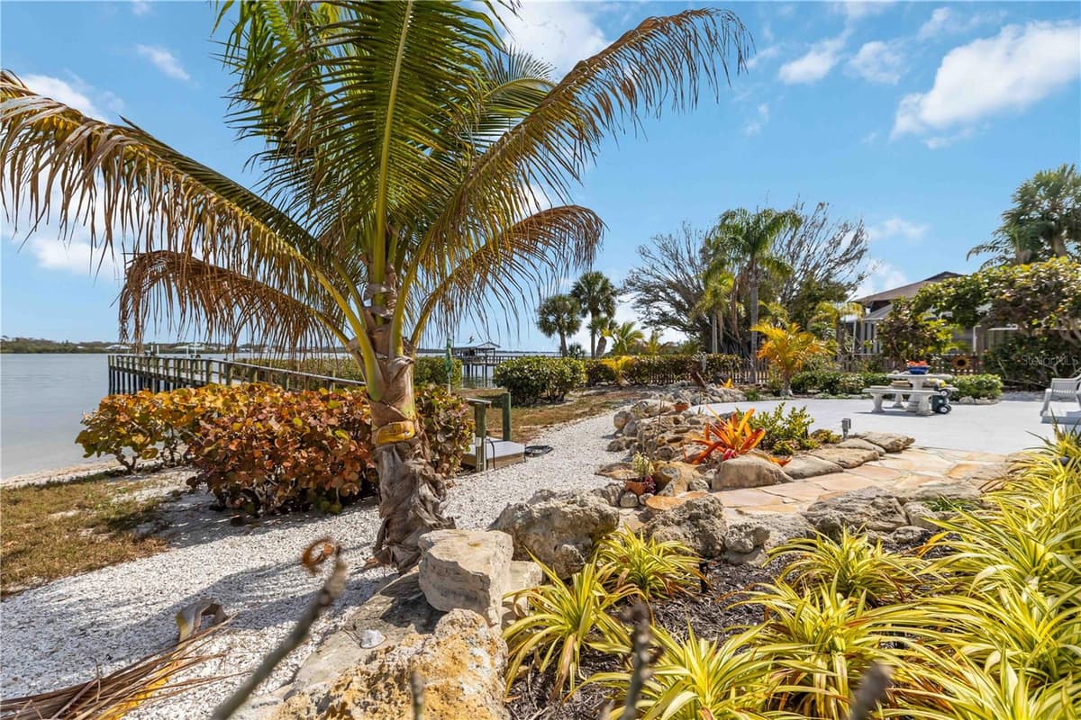 7795 MANASOTA KEY ROAD — photo 41 of 50