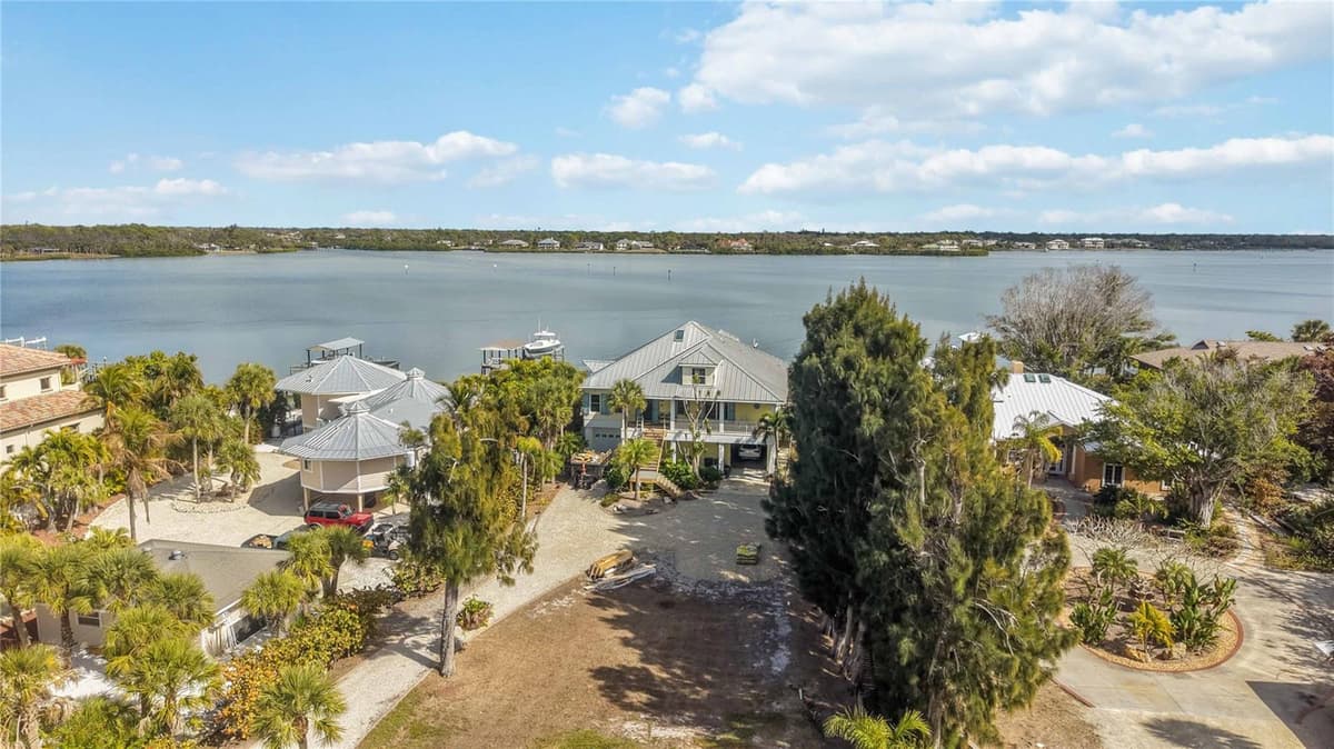 7795 MANASOTA KEY ROAD — photo 46 of 50