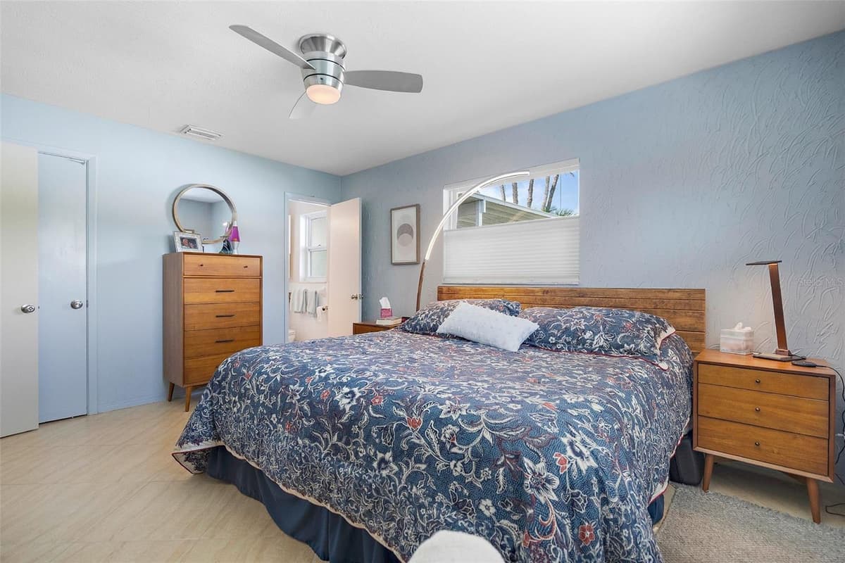 101 MADONNA BOULEVARD — photo 19 of 34