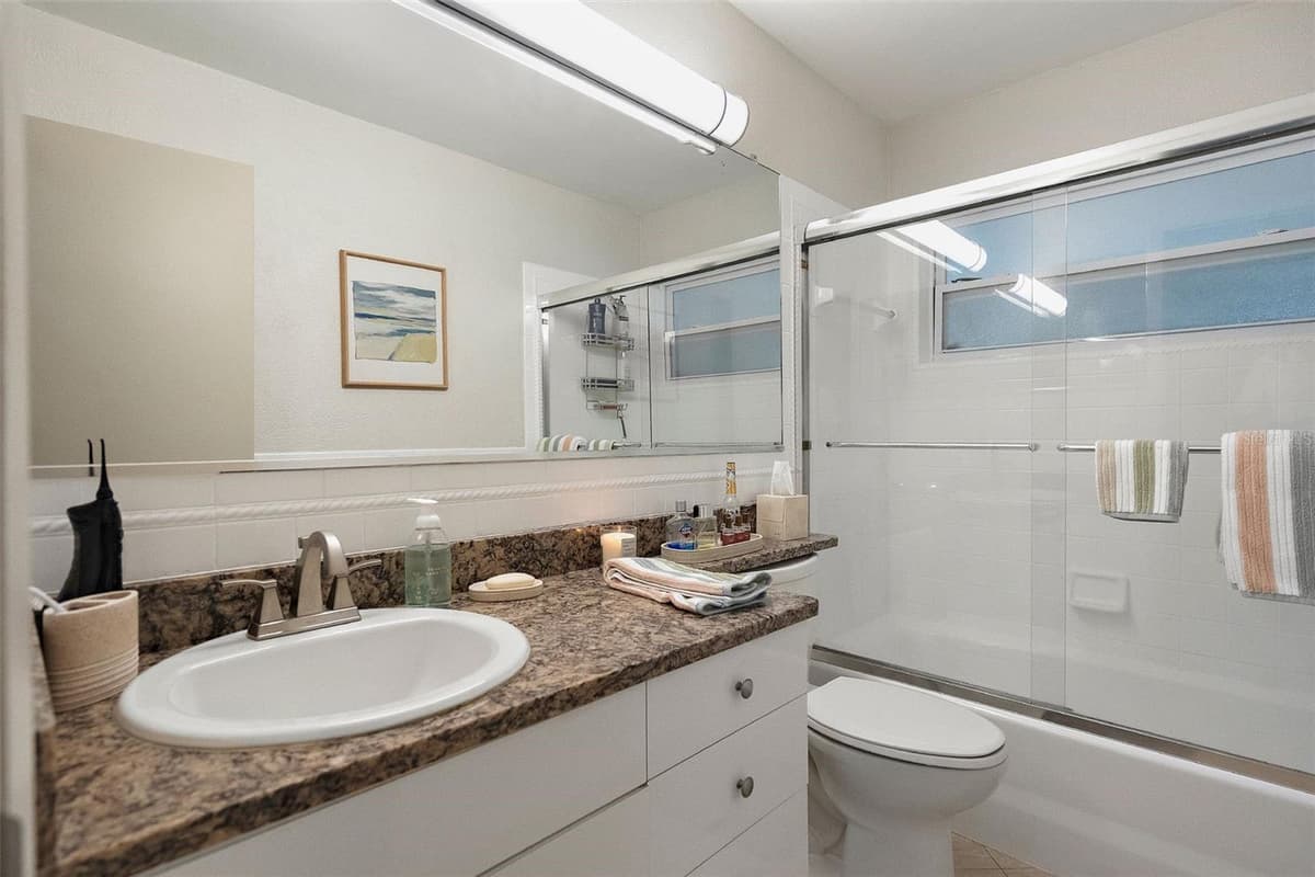 101 MADONNA BOULEVARD — photo 16 of 34