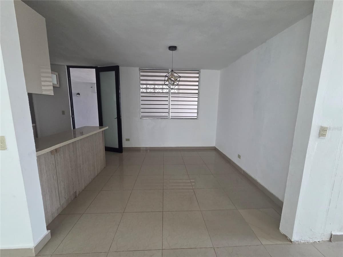 24 calle 35 VILLA CAROLINA — photo 5 of 21