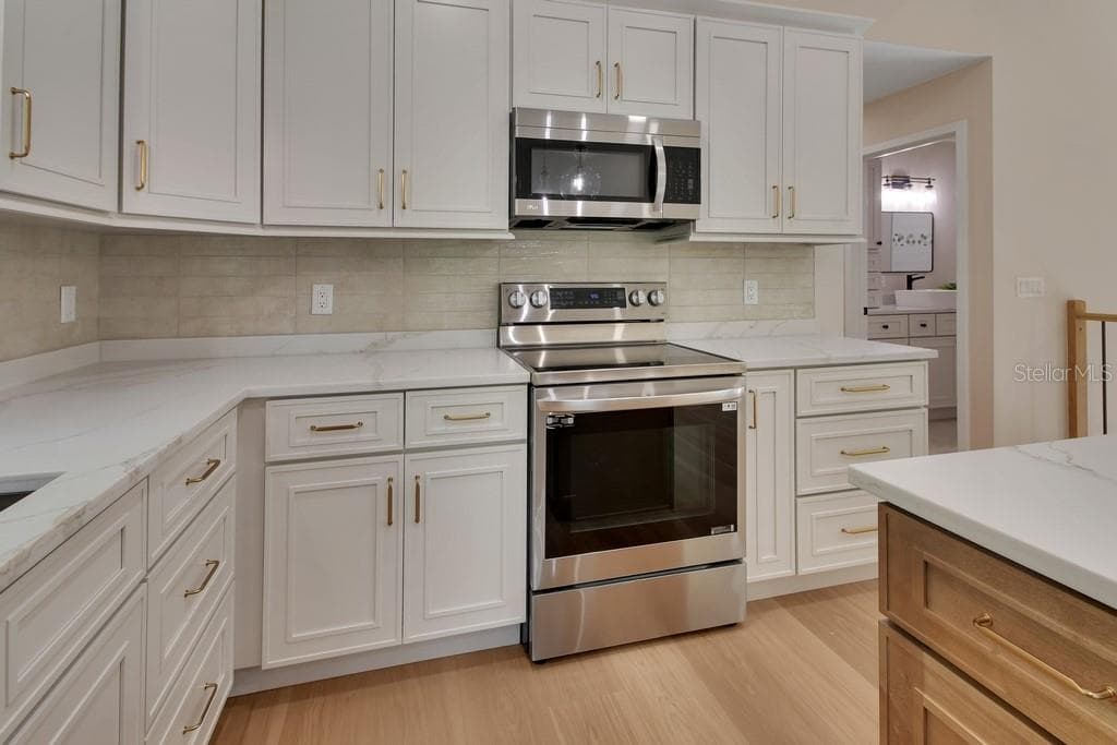 1530 DEER MOSS LANE — photo 16 of 59