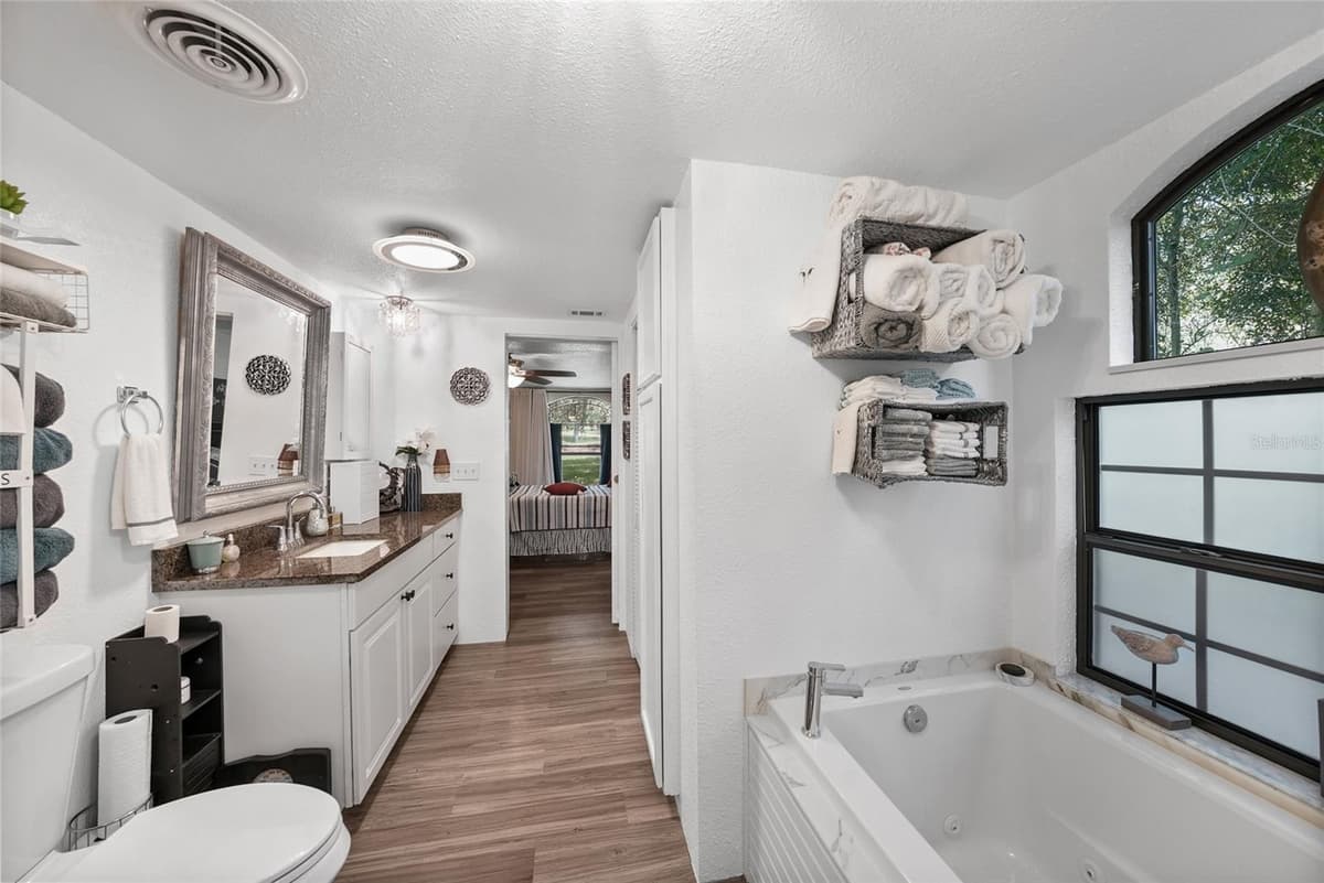 145 CRYSTAL LAKE DRIVE — photo 16 of 44