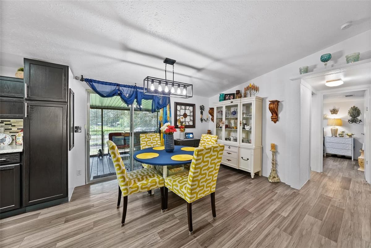 145 CRYSTAL LAKE DRIVE — photo 11 of 44
