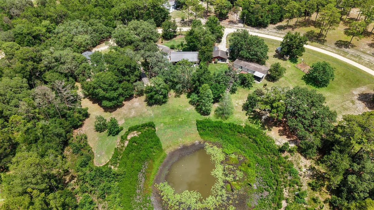 145 CRYSTAL LAKE DRIVE — photo 33 of 44