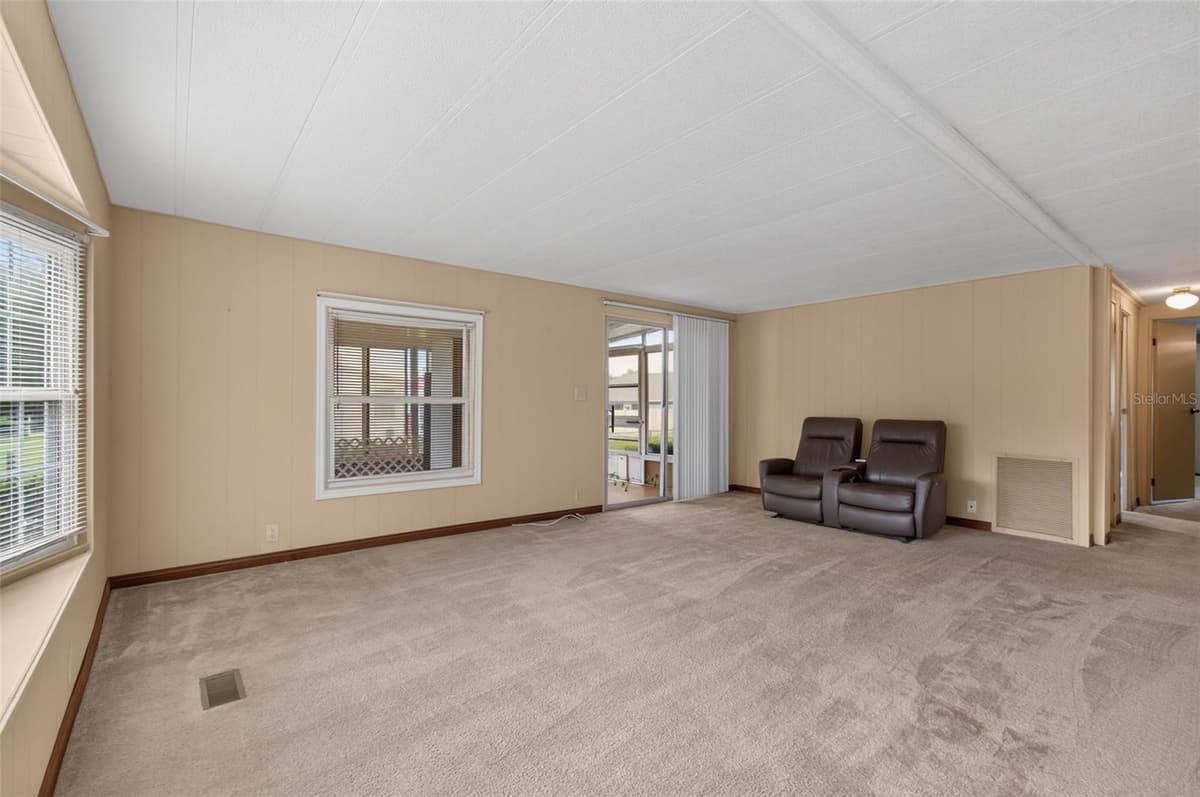 1674 162ND STREET — photo 6 of 27