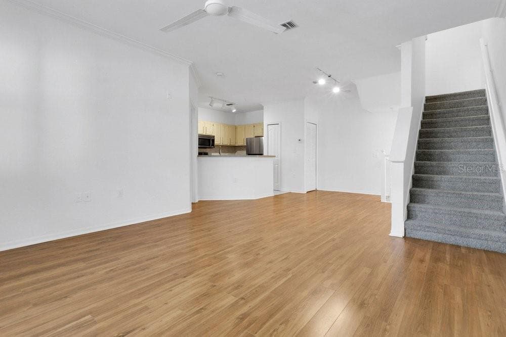 1952 LEGACY COVE DRIVE — photo 10 of 25