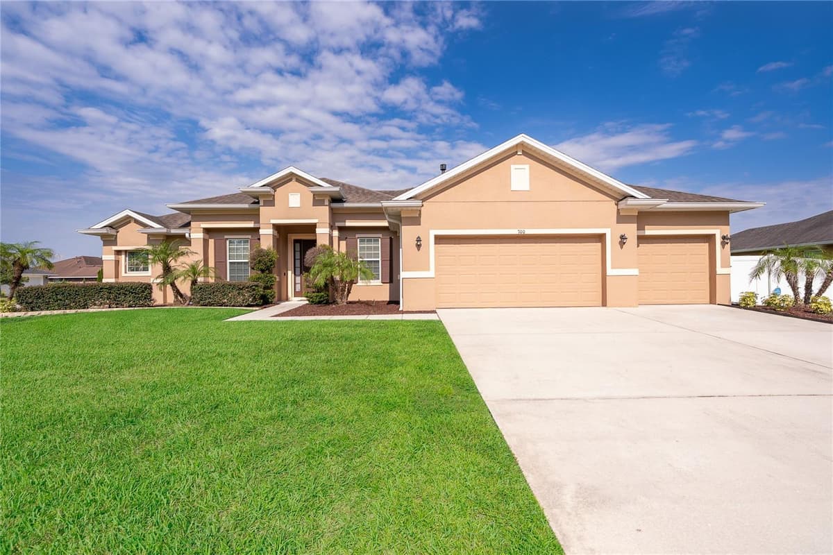 700 ELKHORN FERN LANE — photo 1 of 39