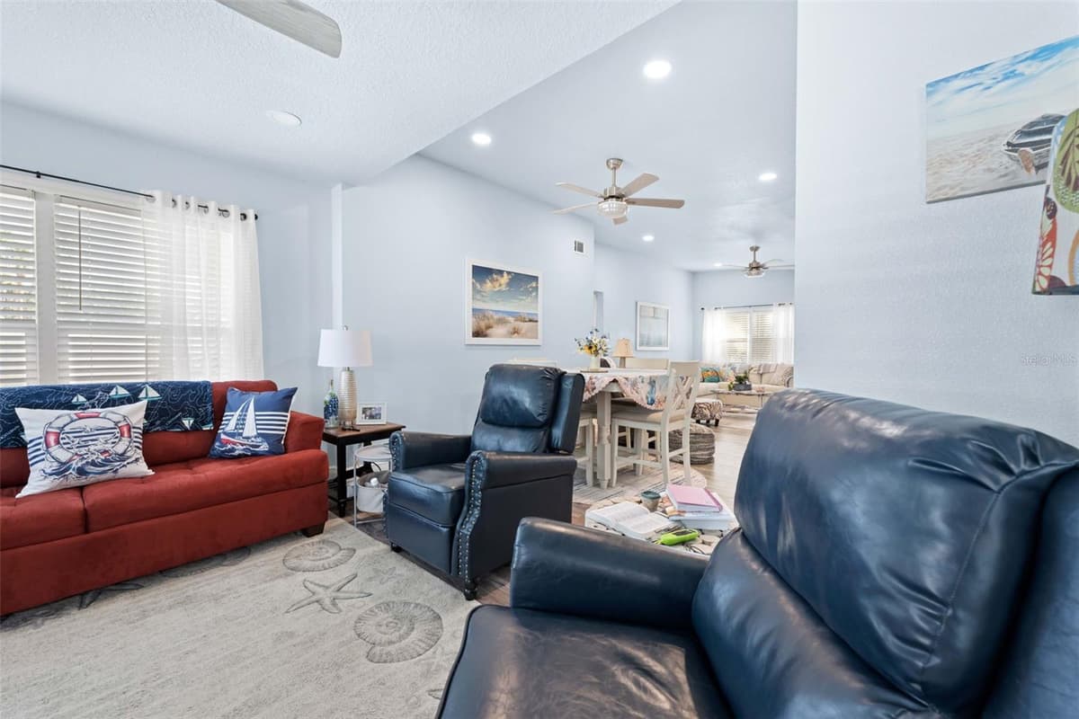 5041 MAPLEWOOD — photo 38 of 75