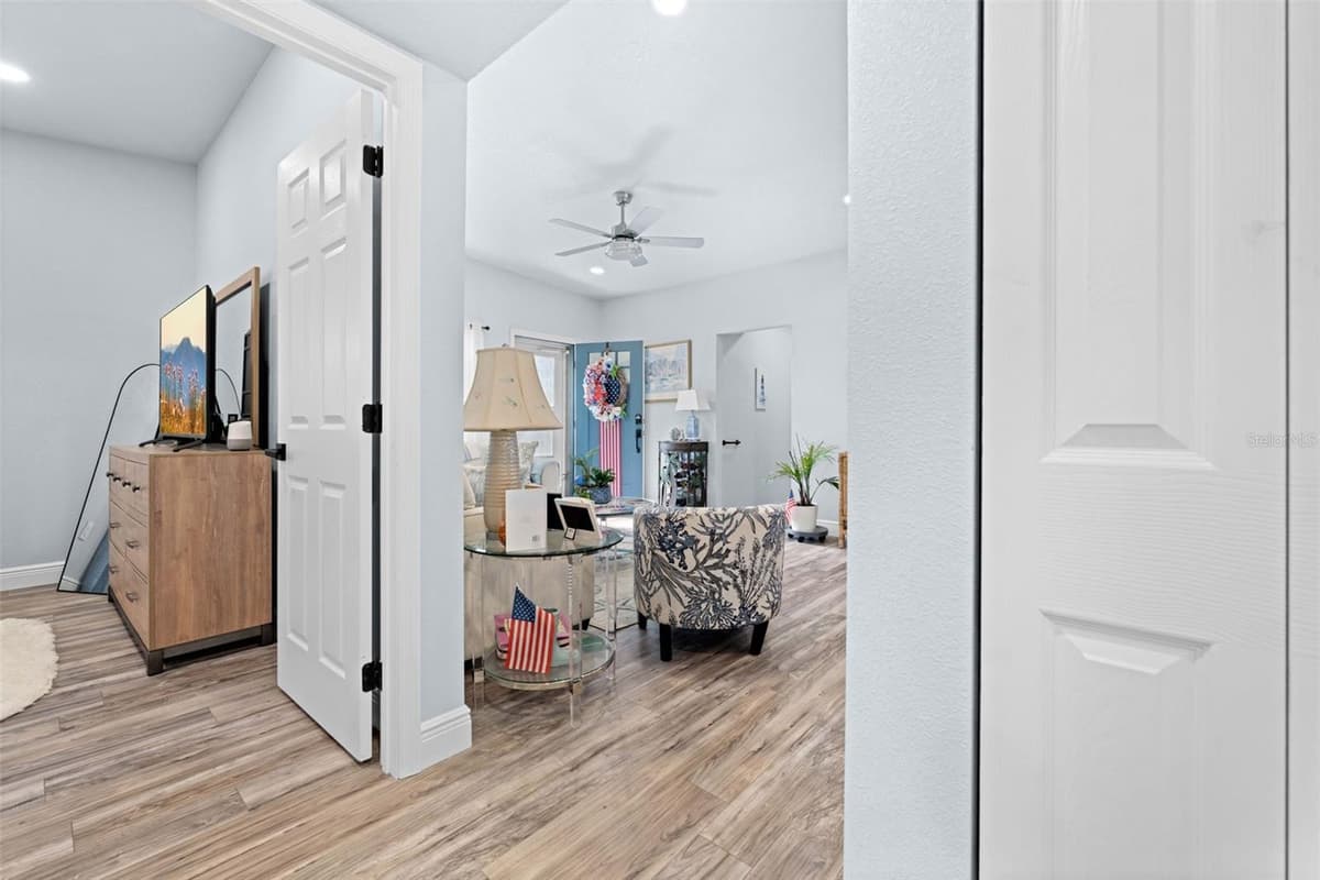 5041 MAPLEWOOD — photo 48 of 75