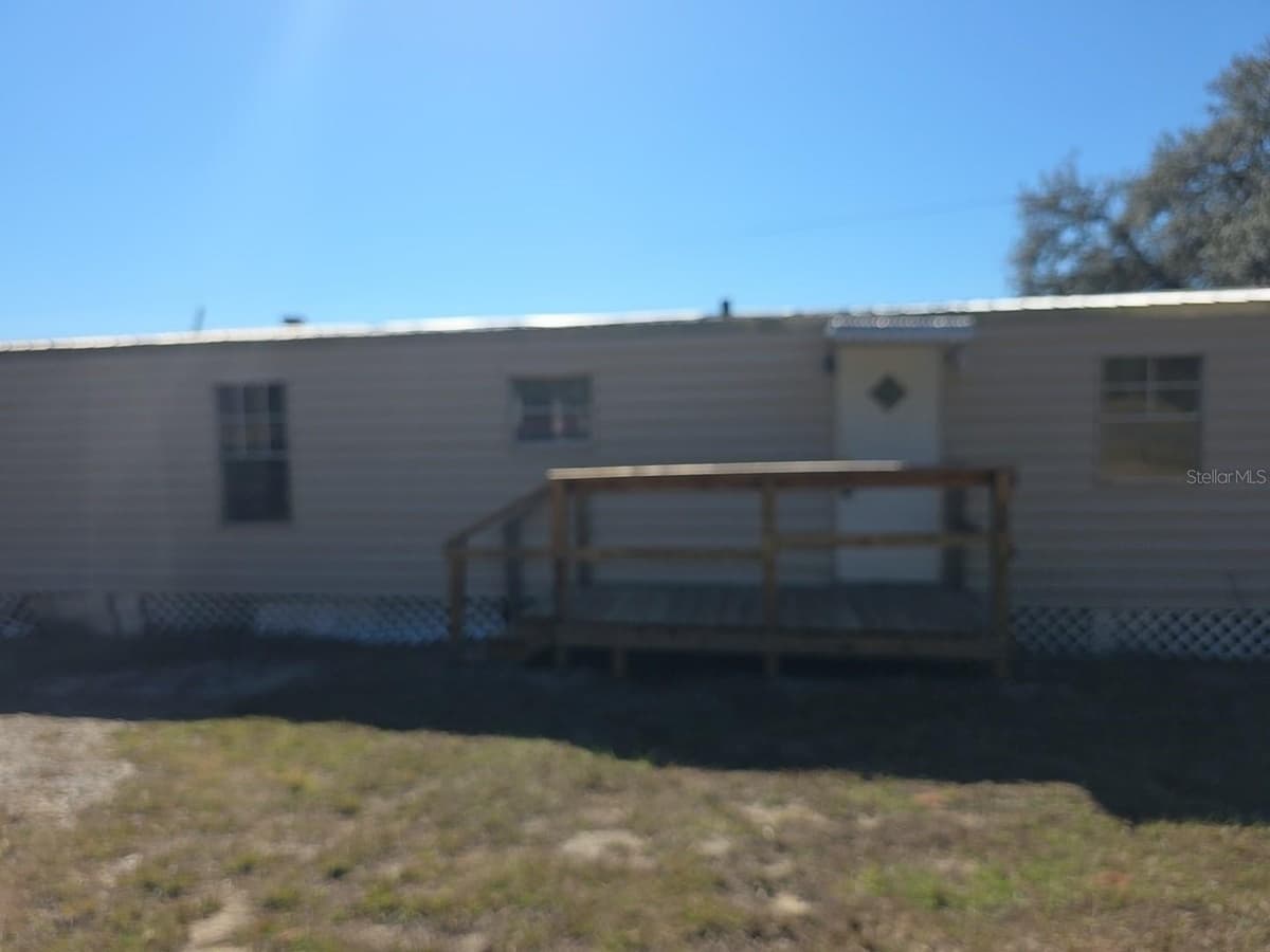 1390 and 1428 NOBLE STREET — photo 4 of 42