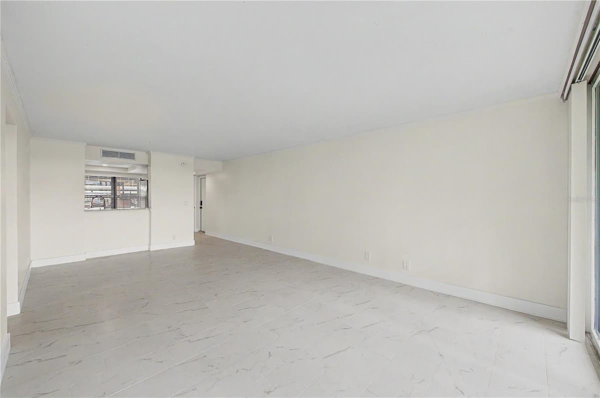 2618 COVE CAY DRIVE — photo 11 of 49