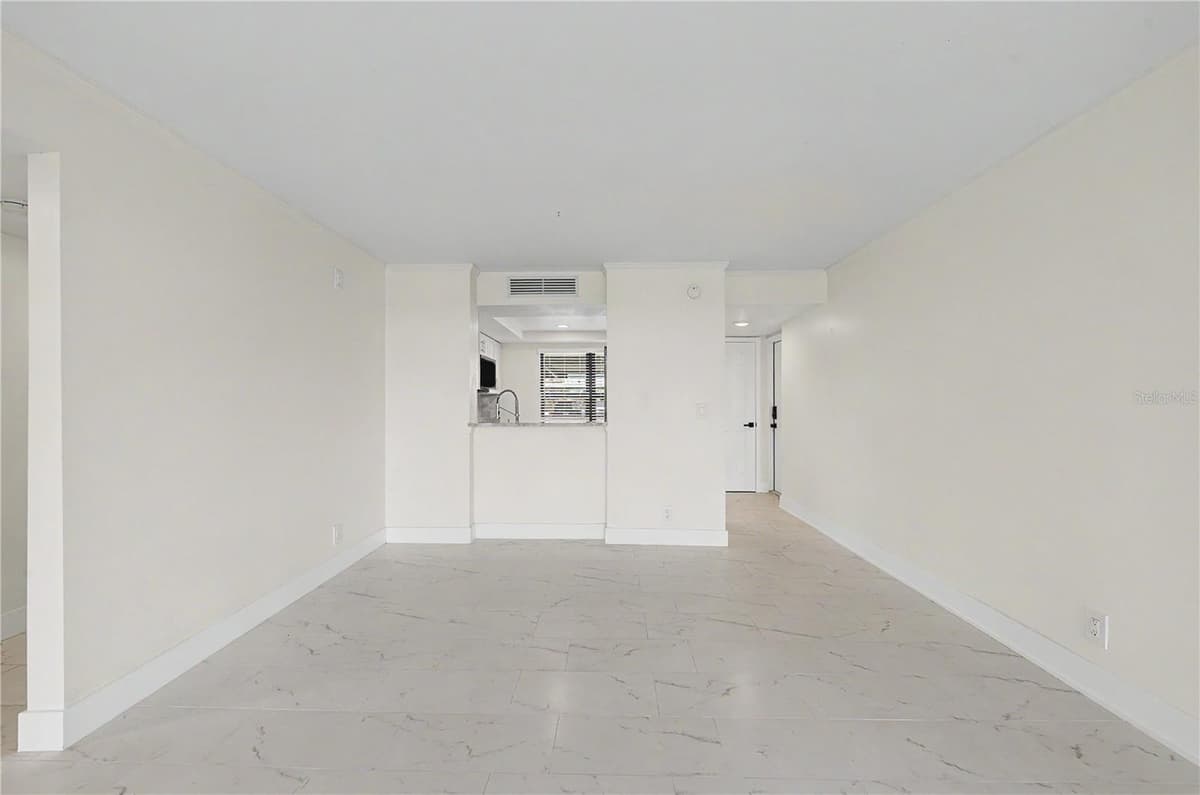 2618 COVE CAY DRIVE — photo 16 of 49
