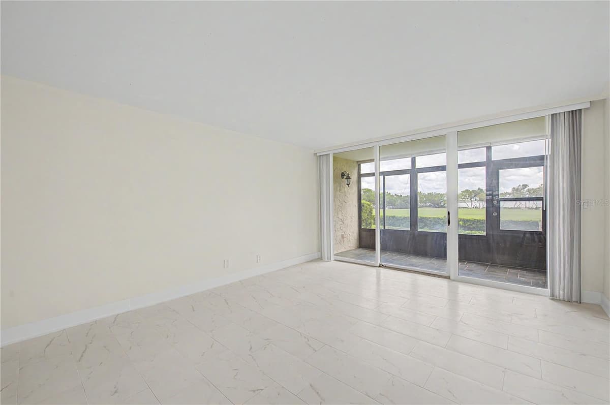 2618 COVE CAY DRIVE — photo 18 of 49