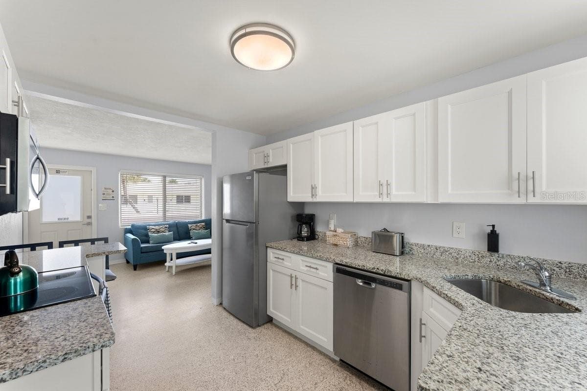 1708 ATLANTIC AVENUE — photo 31 of 88