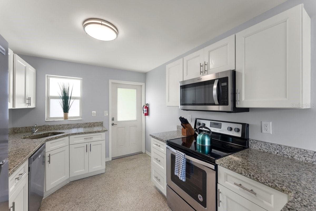 1708 ATLANTIC AVENUE — photo 30 of 88
