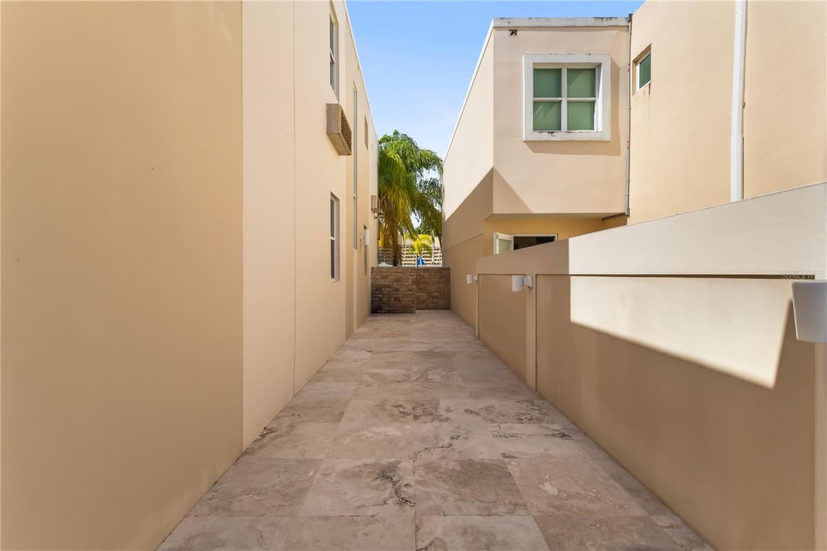 Urb Mirabella Village CALLE NACAR — photo 16 of 34