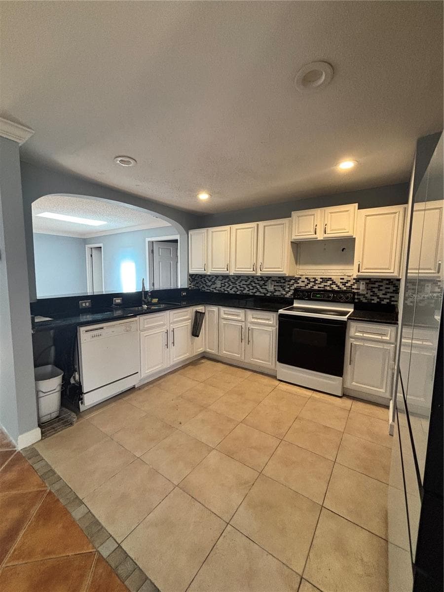 2487 HARBOUR WAY — photo 5 of 13