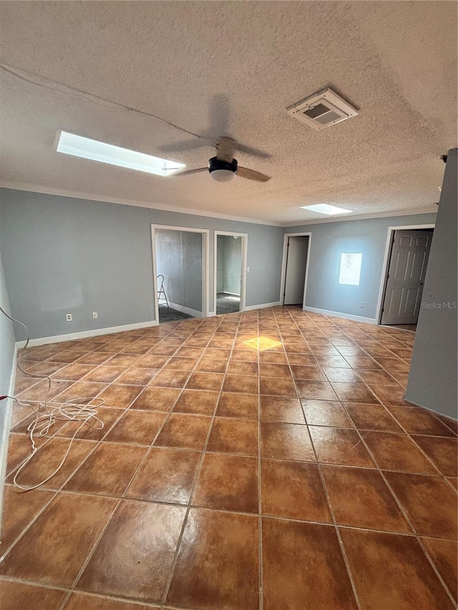 2487 HARBOUR WAY — photo 7 of 13