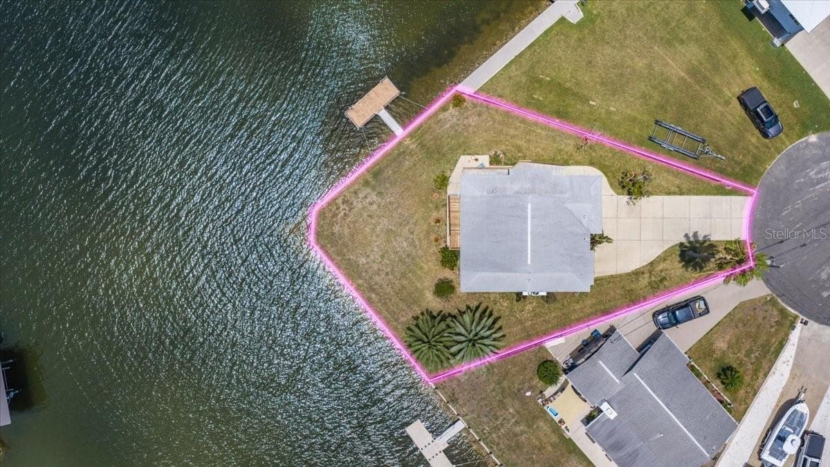 4365 4TH ISLE DRIVE — photo 4 of 52
