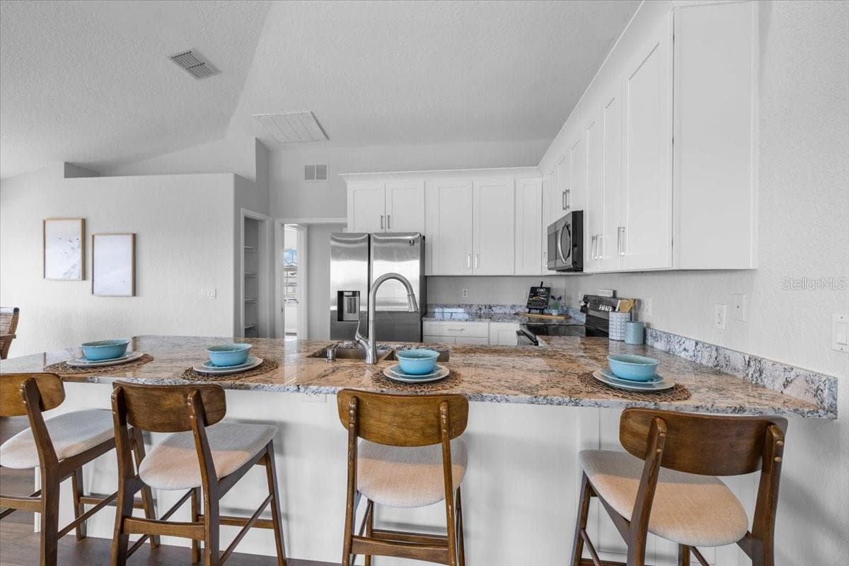 4365 4TH ISLE DRIVE — photo 10 of 52