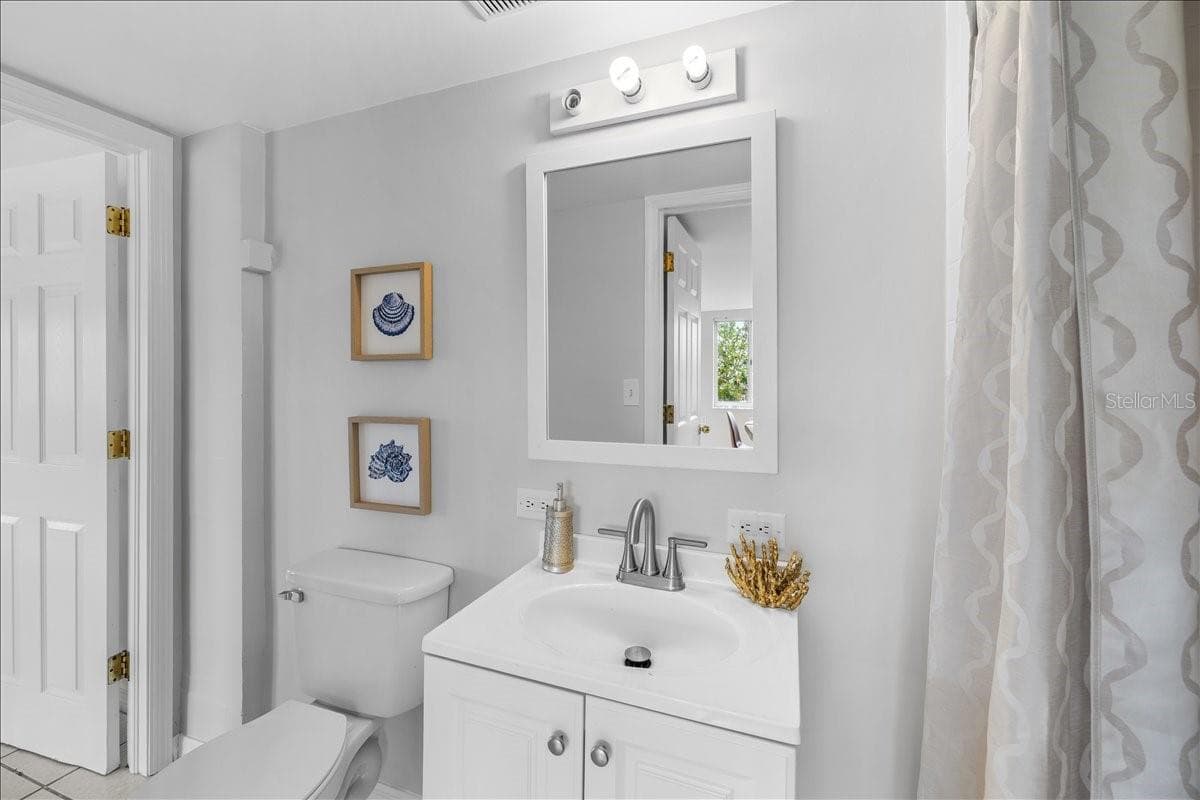 4365 4TH ISLE DRIVE — photo 33 of 52