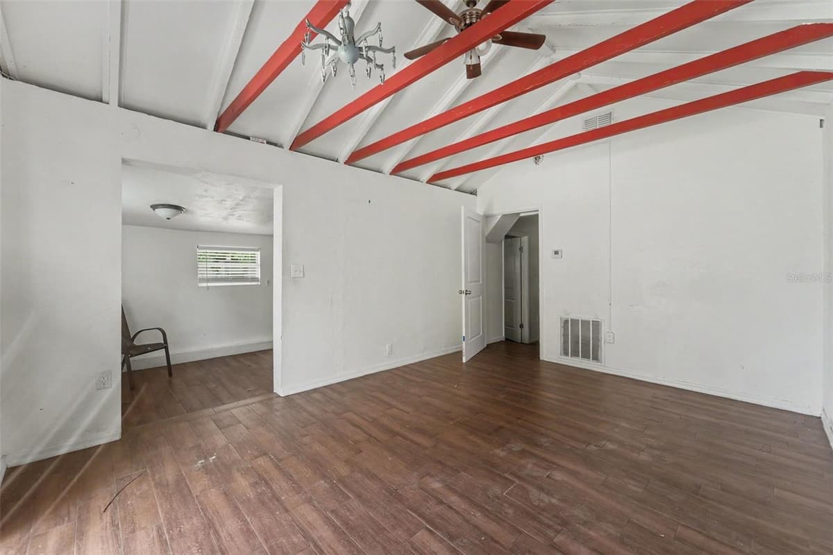 122 GARFIELD AVENUE — photo 19 of 23