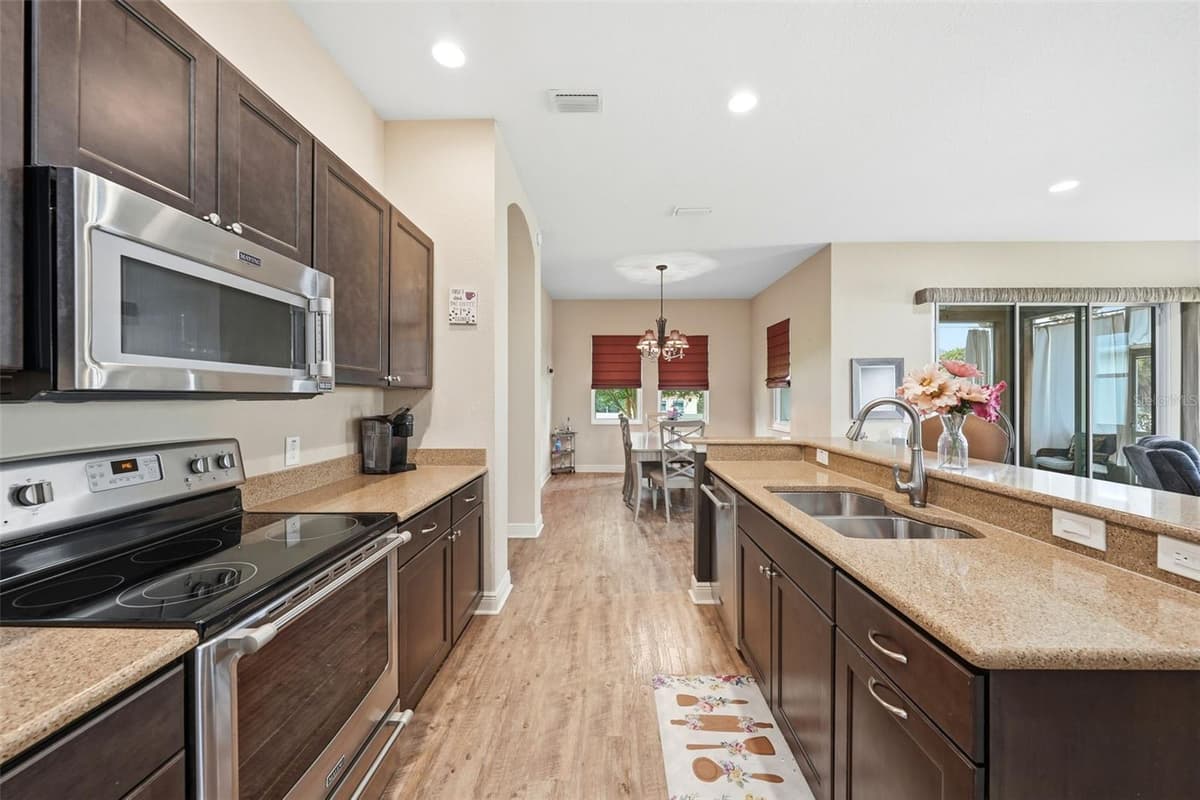 5011 BELTED KINGFISHER DRIVE — photo 28 of 65