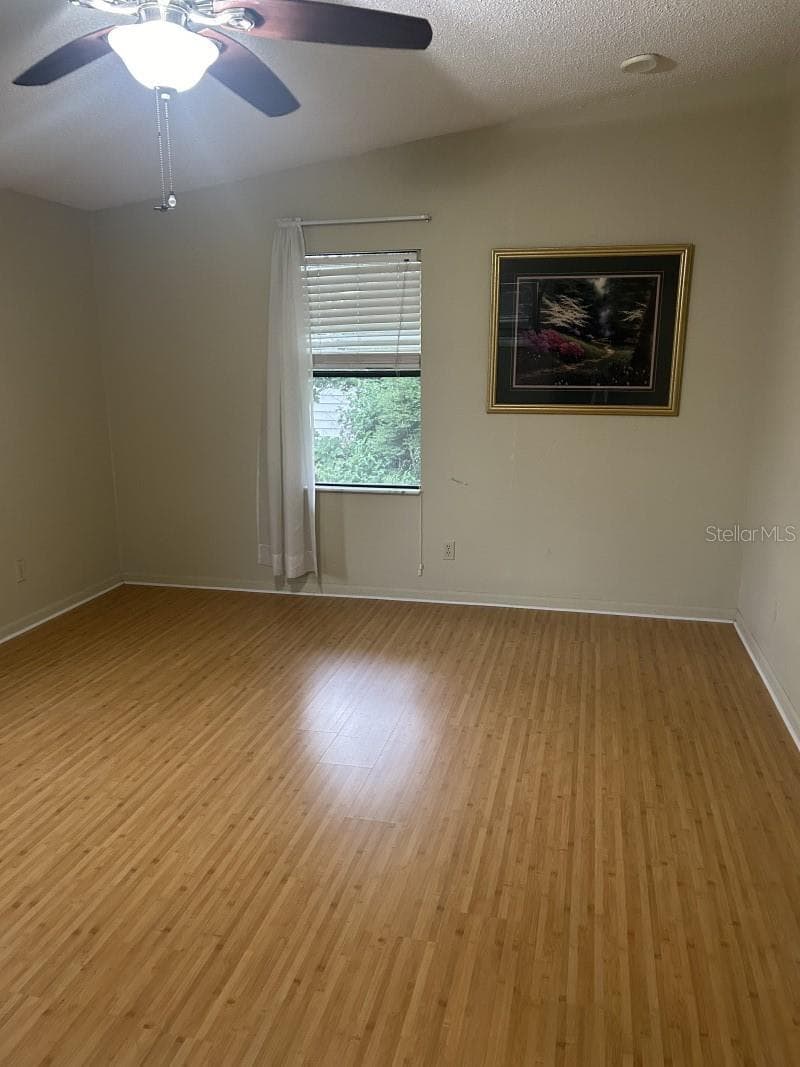 1550 HILLCREST DRIVE — photo 5 of 11