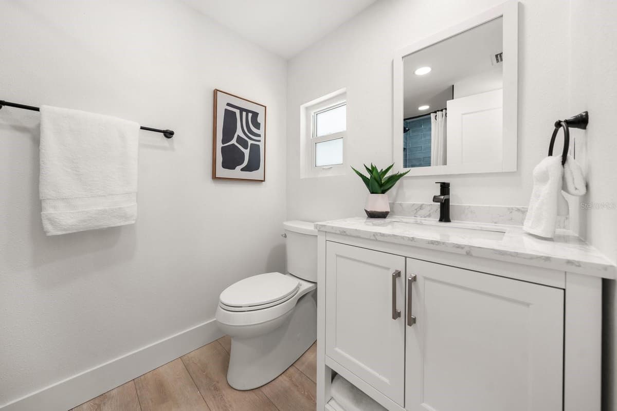 932 HIGHLAND AVENUE — photo 12 of 37