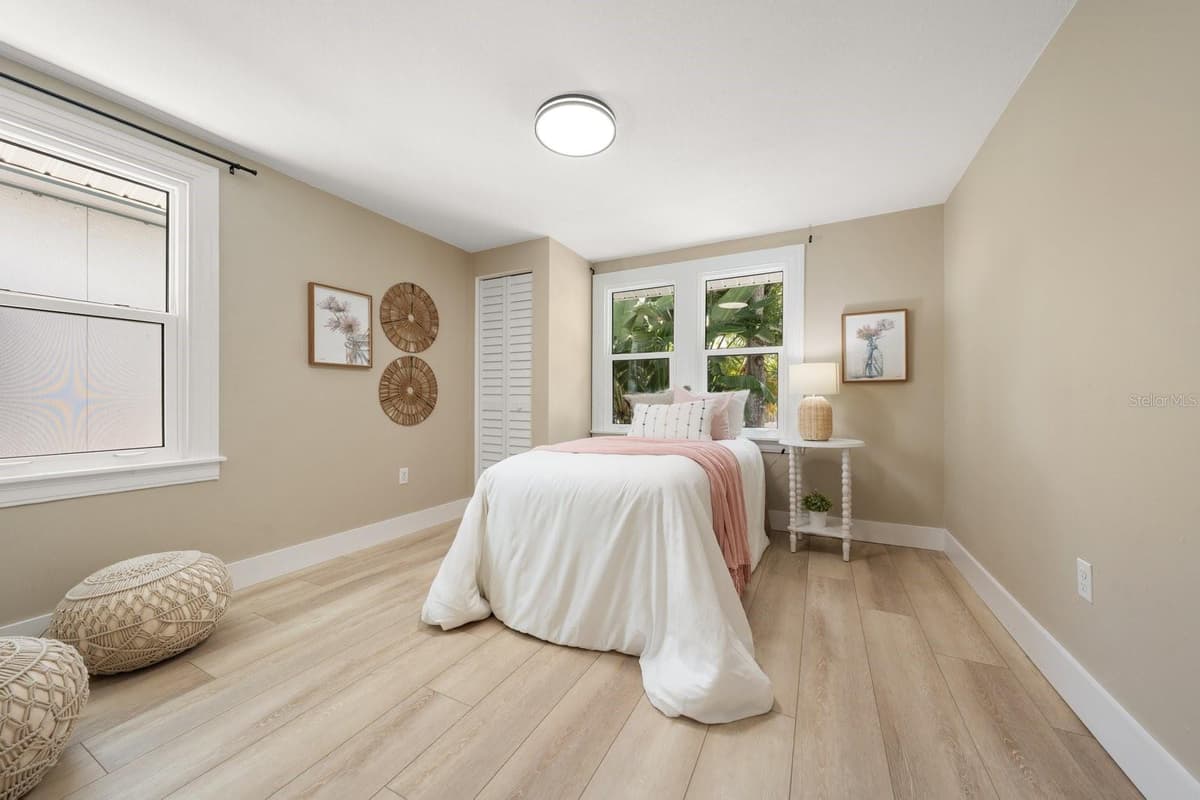 932 HIGHLAND AVENUE — photo 13 of 37