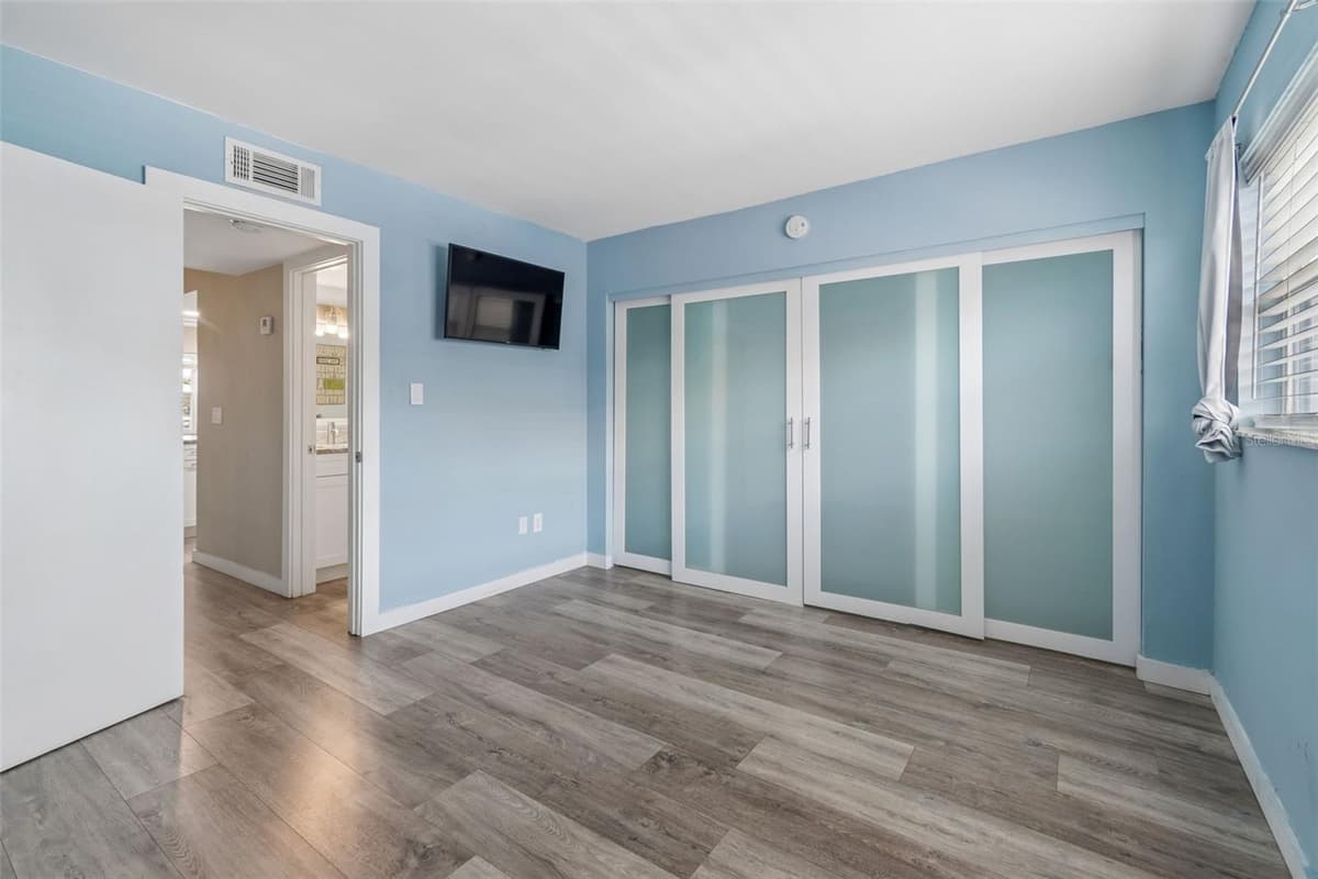 9715 HARRELL AVENUE — photo 17 of 30