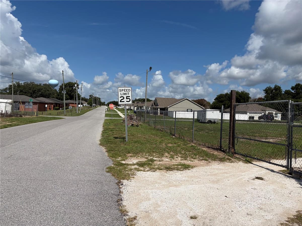 540 SCENIC HIGHWAY — photo 34 of 42