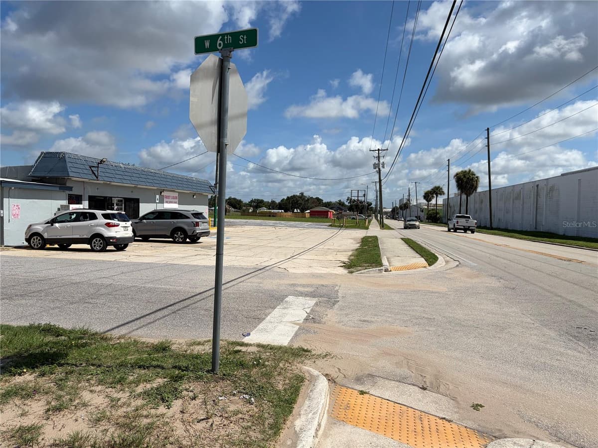 540 SCENIC HIGHWAY — photo 6 of 42