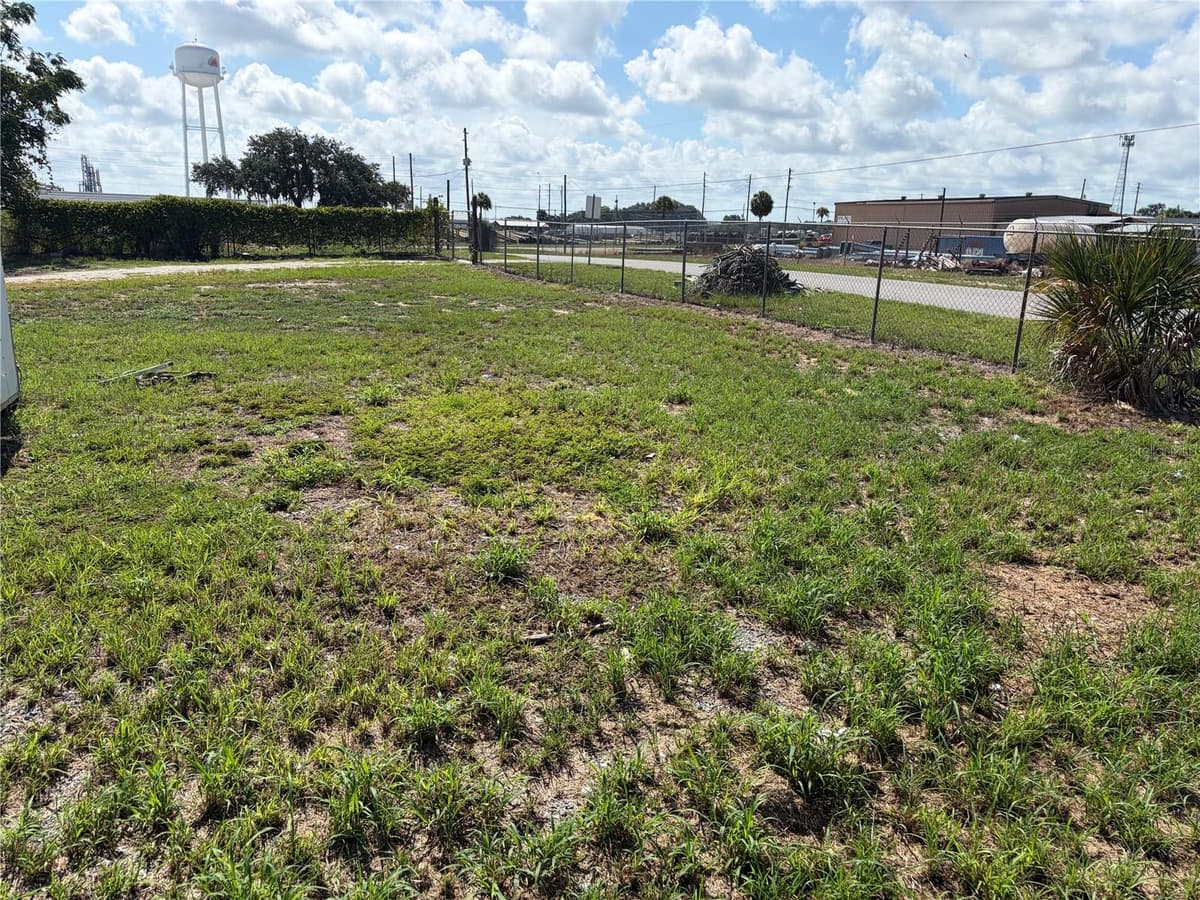 540 SCENIC HIGHWAY — photo 28 of 42
