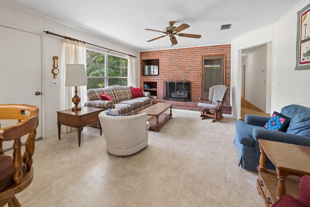 6267 CLANCE ROAD — photo 13 of 41