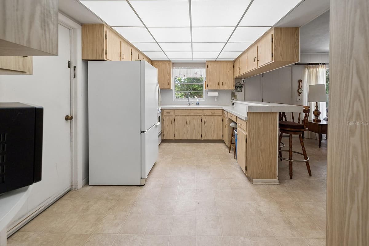 6267 CLANCE ROAD — photo 9 of 41