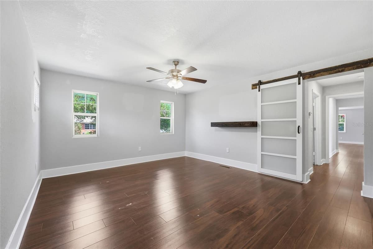 545 HAINES BOULEVARD — photo 19 of 28