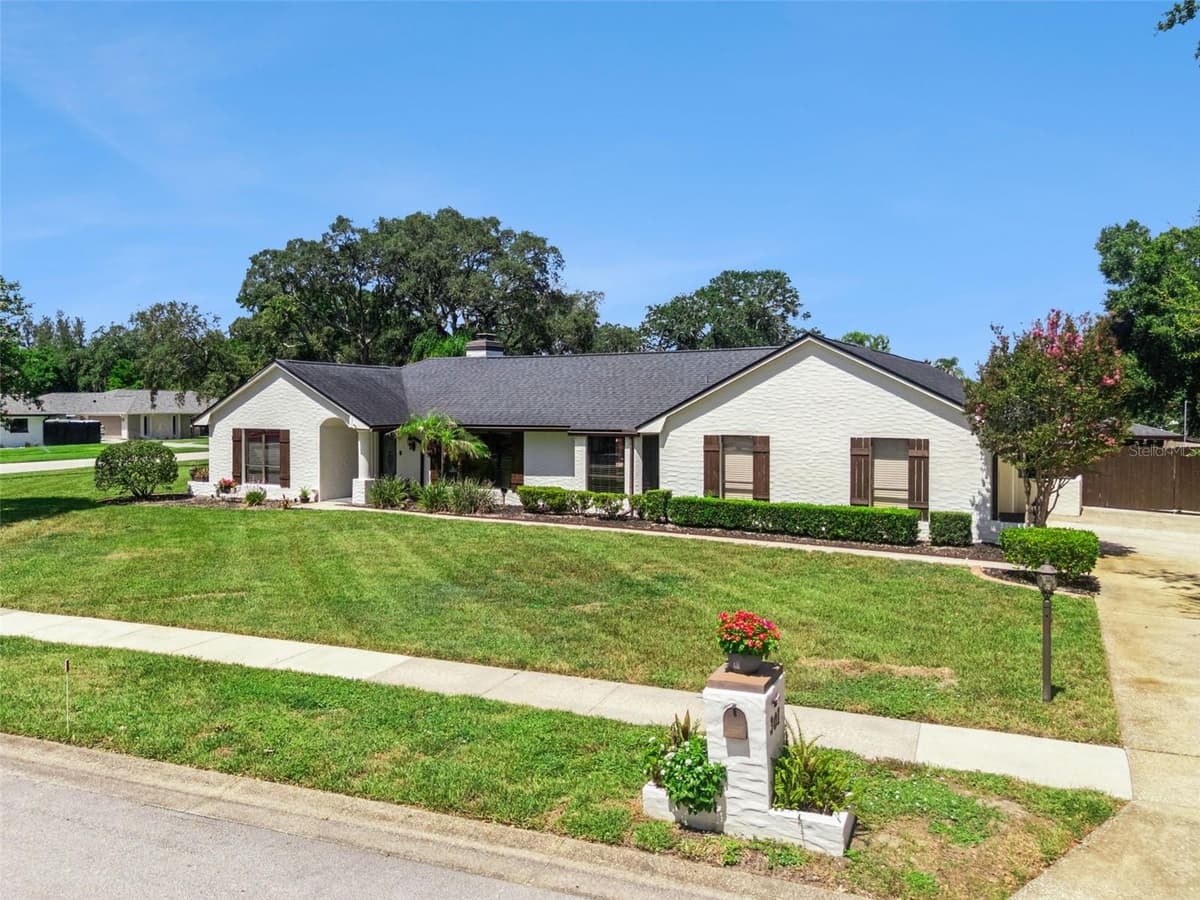301 BRANTLEY HARBOR DRIVE — photo 1 of 48