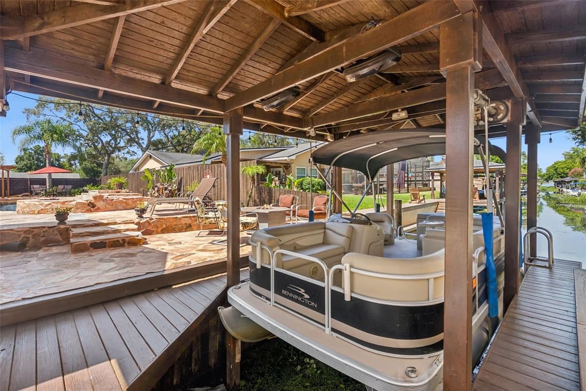 301 BRANTLEY HARBOR DRIVE — photo 36 of 48