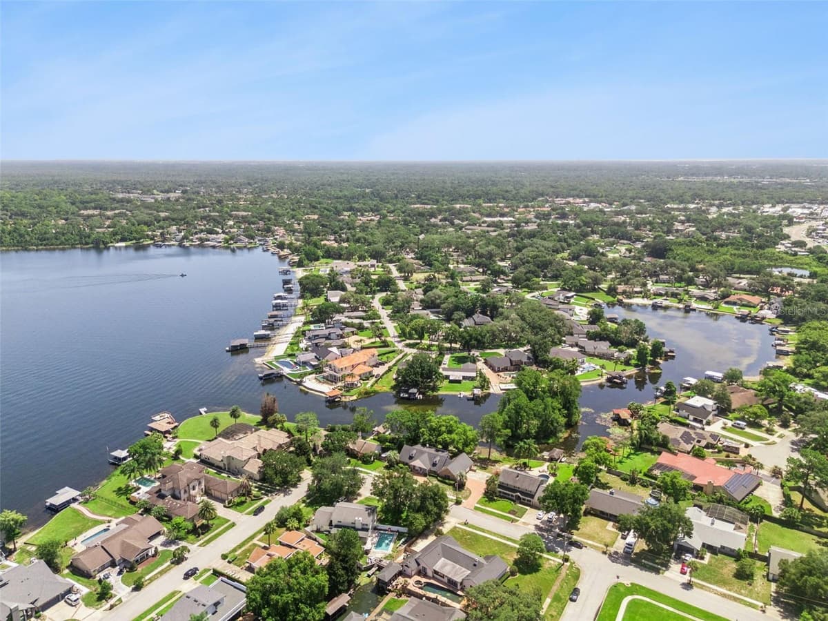 301 BRANTLEY HARBOR DRIVE — photo 44 of 48