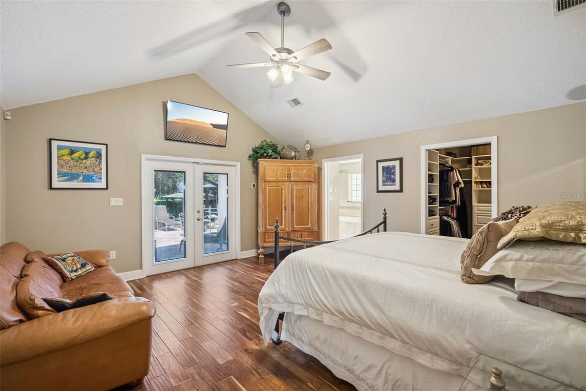 301 BRANTLEY HARBOR DRIVE — photo 17 of 48