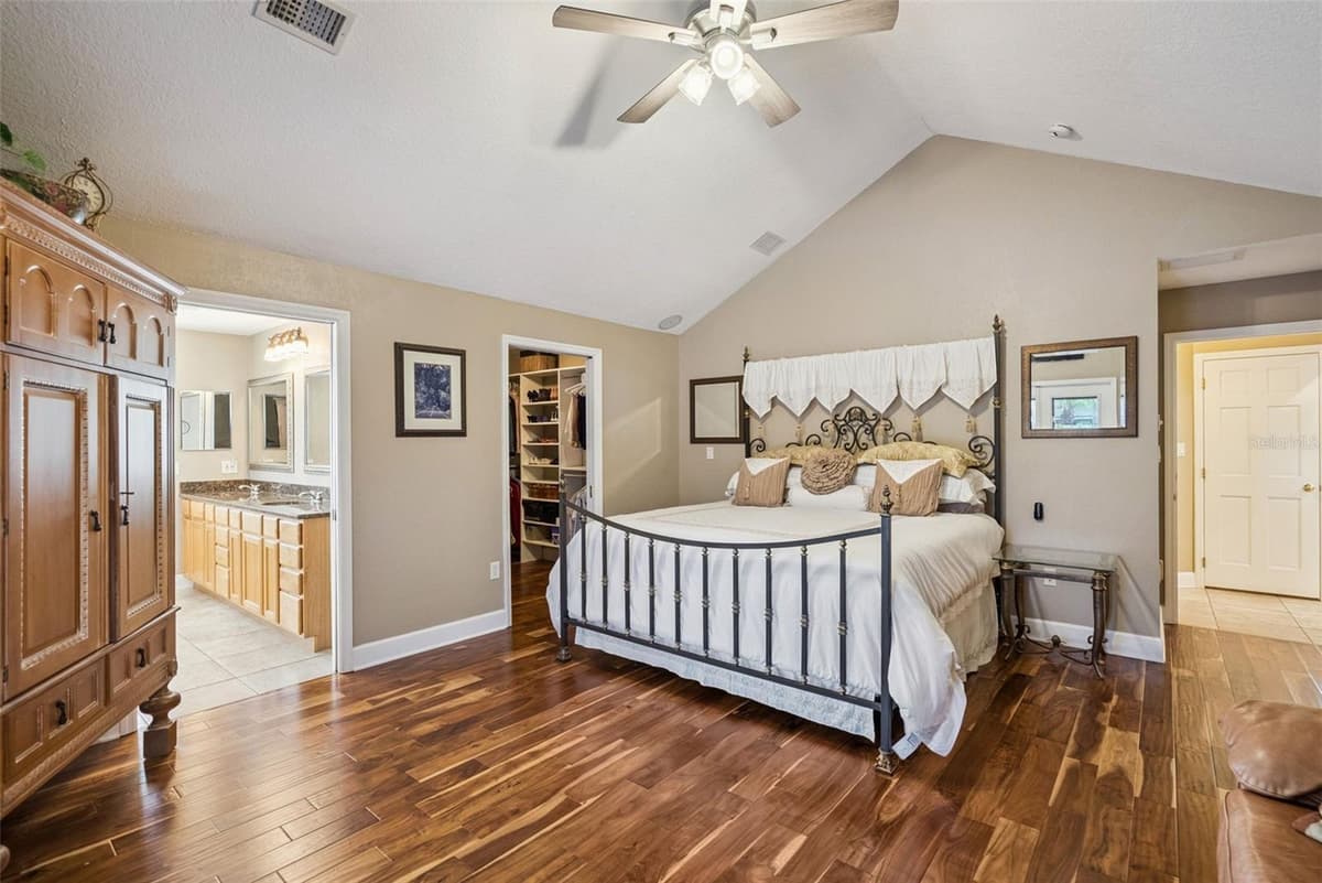 301 BRANTLEY HARBOR DRIVE — photo 16 of 48
