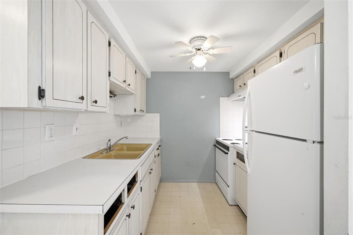 4209 TOUCHTON PLACE — photo 11 of 18