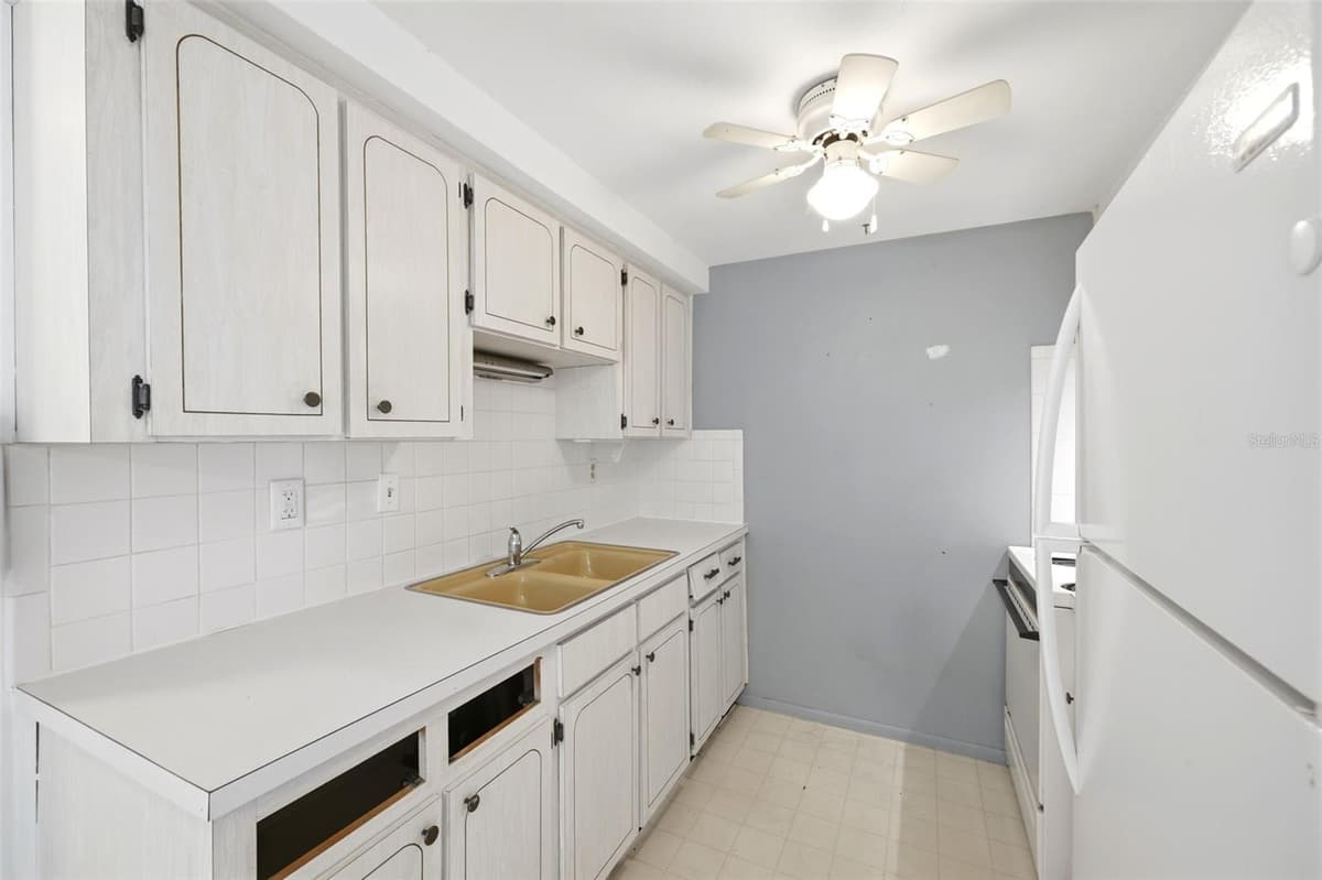 4209 TOUCHTON PLACE — photo 13 of 18