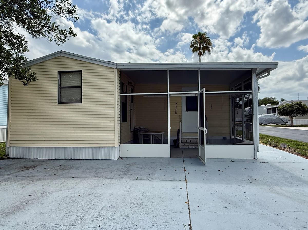 7360 INTERNATIONAL CIRCLE — photo 1 of 27