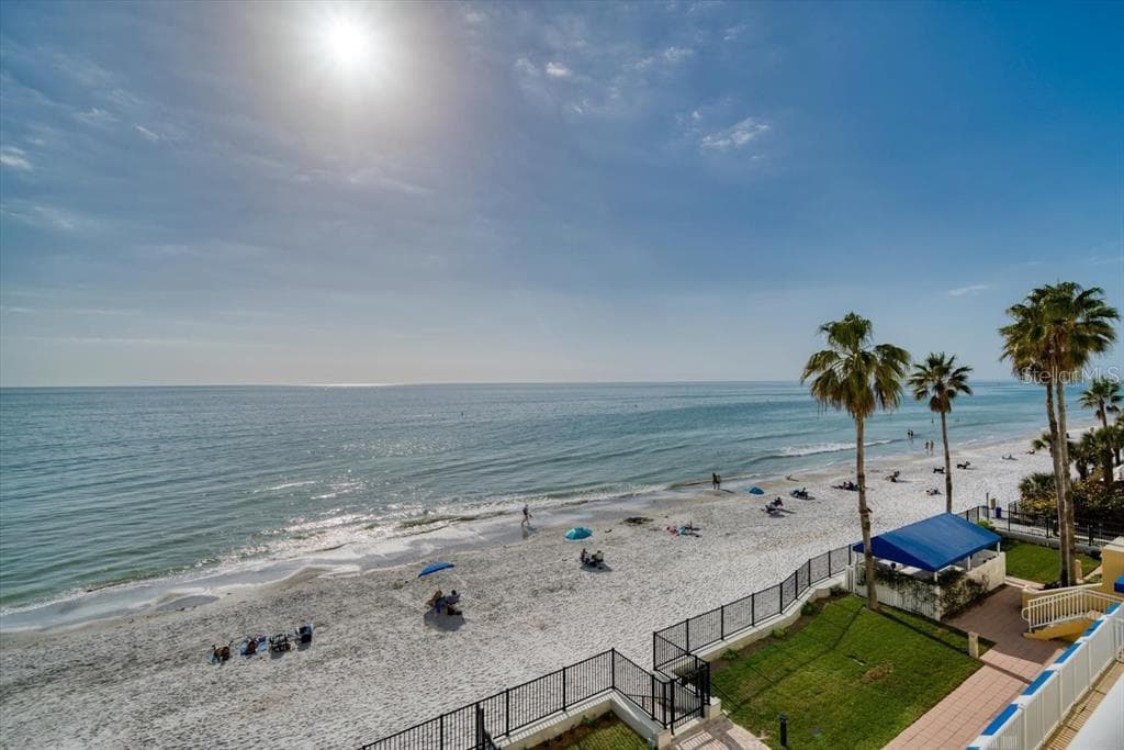 16750 GULF BOULEVARD — photo 49 of 53