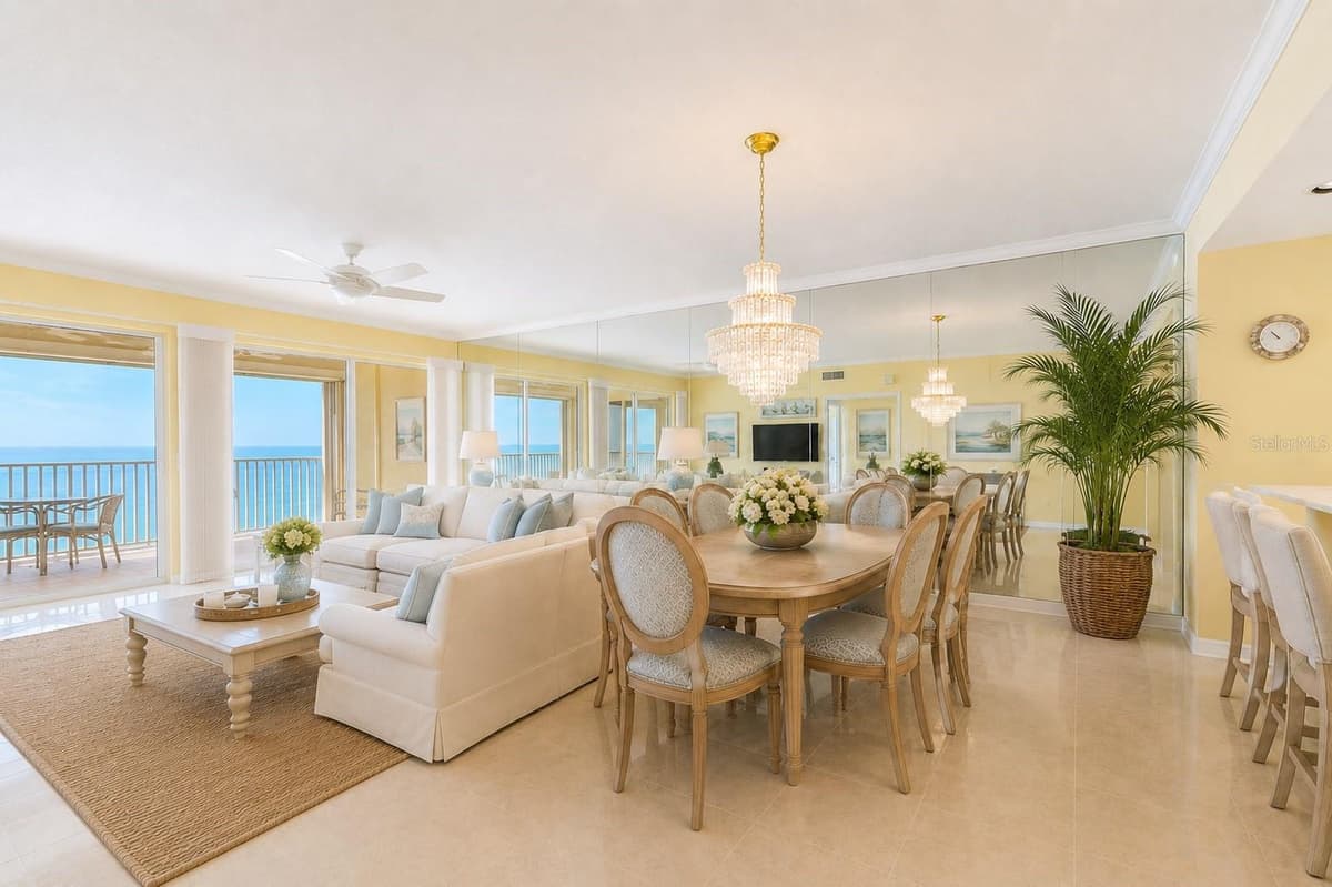 16750 GULF BOULEVARD — photo 8 of 53